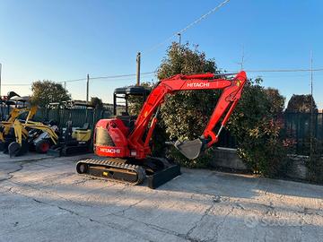 E214 ESCAVATORE HITACHI 35 Q
