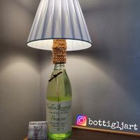 Lampada da tavolo bottiglia Vino Zaccagnini 