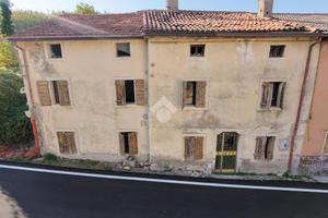 RUSTICO A BADIA CALAVENA