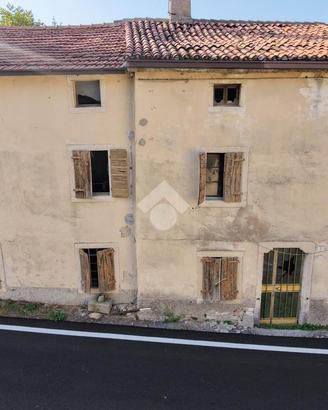 RUSTICO A BADIA CALAVENA