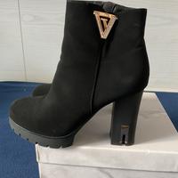 Tronchetti neri Alexoo nuovi