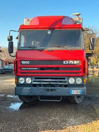 Camion trasporto cavalli