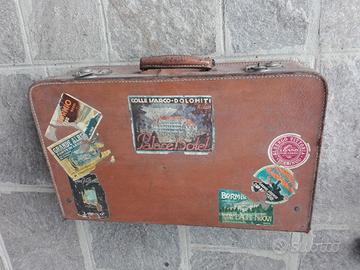 Valigetta anni 30/40 + necessaire