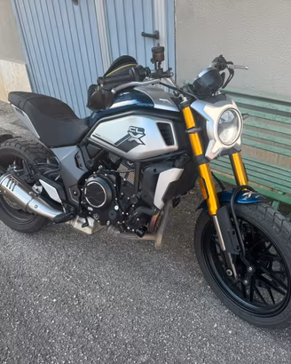Moto divertente