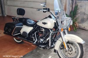 ROAD KING 103