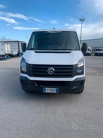 Volkswagen Crafter furgone di serie passo medio