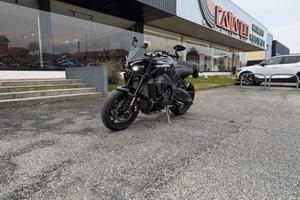 Yamaha MT-10 con scarico SC Project