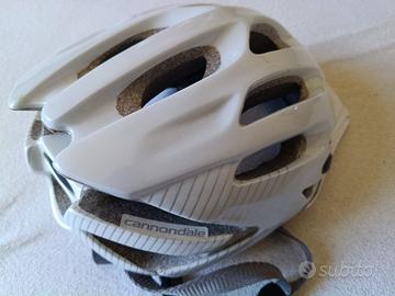 casco cannondale bici da corsa e passeggio