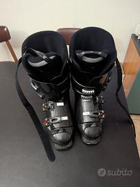 Scarponi scii dolomite