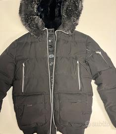 Giubbotto nero con pelo invernale