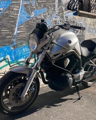 Yamaha bulldog bt 1100