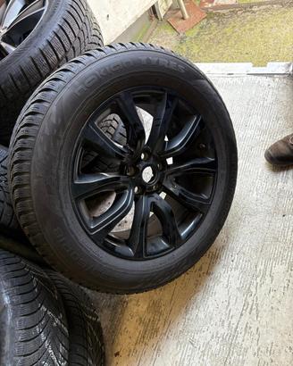 Cerchi + Gomme invernali - Evoque