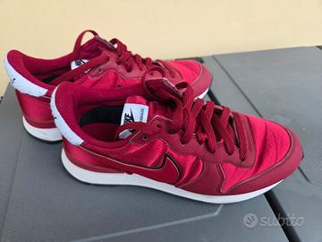 Scarpe ginnastica Nike rosse 