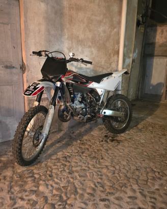 Husqvarna  wr/cr 125 TARGATA