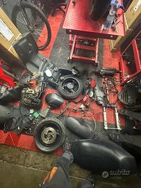 Pezzi di ricambio Phantom f12 malaguti
