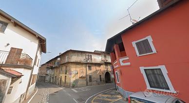 Monolocale a 290 con posto auto - Cantello