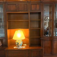 Libreria con vetrinetta il legno massello pregiato