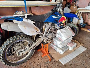 moto da cross Yamaha 