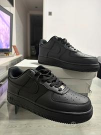Nike Air Force 1 nere, taglia 45