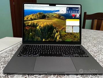MacBook Air 13” M2 – Come Nuovo, Usato 1-2 volte