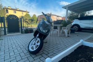 Yamaha Aerox 50(70cc) 2010
