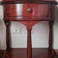 Elegante Mobiletto a Mezzaluna in Legno
