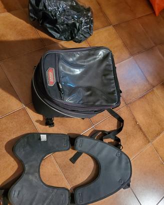 Borsa moto serbatoio espandibile Givi con supporto