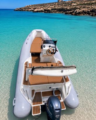 Gommone Gruppo Mare pholas 18 5,8 m Yamaha 40/70
