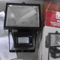 Faro alogeno 400w con sensore di movimento