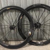 Ruote Mavic carbonio