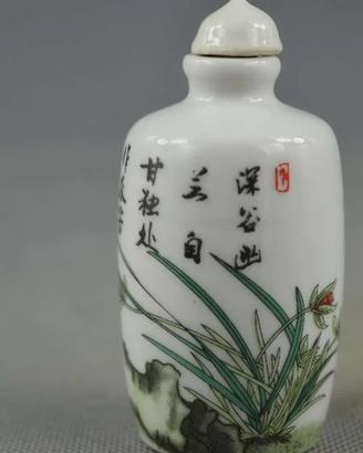 Antica tabacchiera cinese "snuff bottle" in porcel
