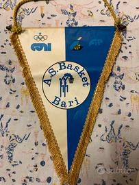 Gagliardetto A.S.Basket Bari/città di Bari