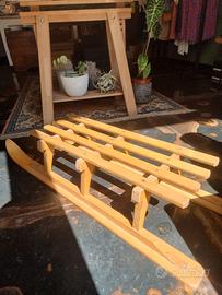 Slittino in legno vintage