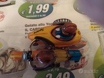 Moto sidecar in latta