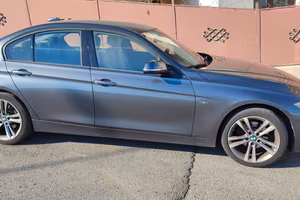 BMW serie 3 318d f30 sport motore rivedere no 320 
