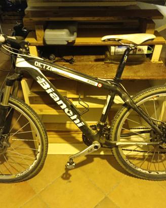 Bianchi OETZI 9300 full carbon, Disc