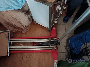 sollevatore per auto usato