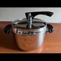 Pentola pressione Lagoatina.
