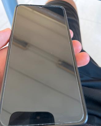 telefono nuovo appena preso pero non mi piace molt