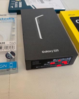 SAMSUNG GALAXY S25 256GB Silver Shadow + Cassa JBL