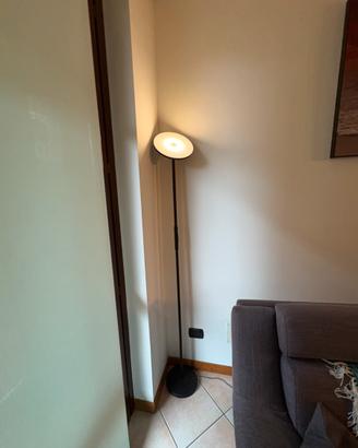 Piantana lampada luce dimmerabile con telecomando