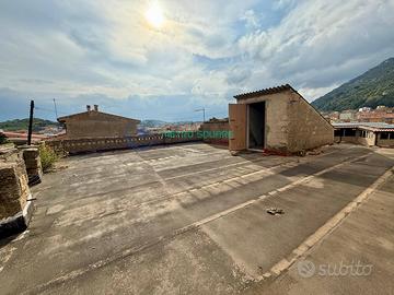 Guspini - Semi indipendente con giardino