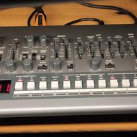 Roland boutique jx-08