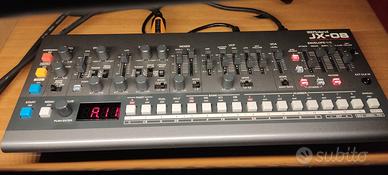 Roland boutique jx-08