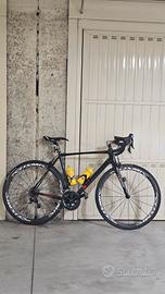 Bici da corsa in carbonio, ruote Mavic Cosmic