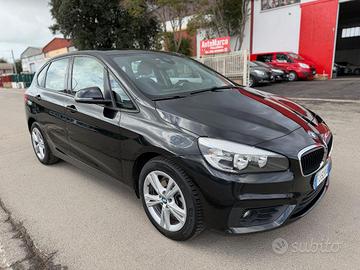 BMW - Serie 2 - 218d Active Tourer Advantage