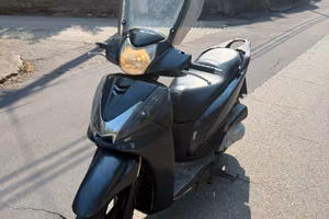 Sh 300