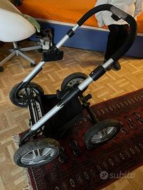 Carrozzina marca Mutsy + ovetto Mutsy