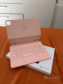 Tastiera con touchpad per Ipad