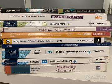 Libri testo scolastici